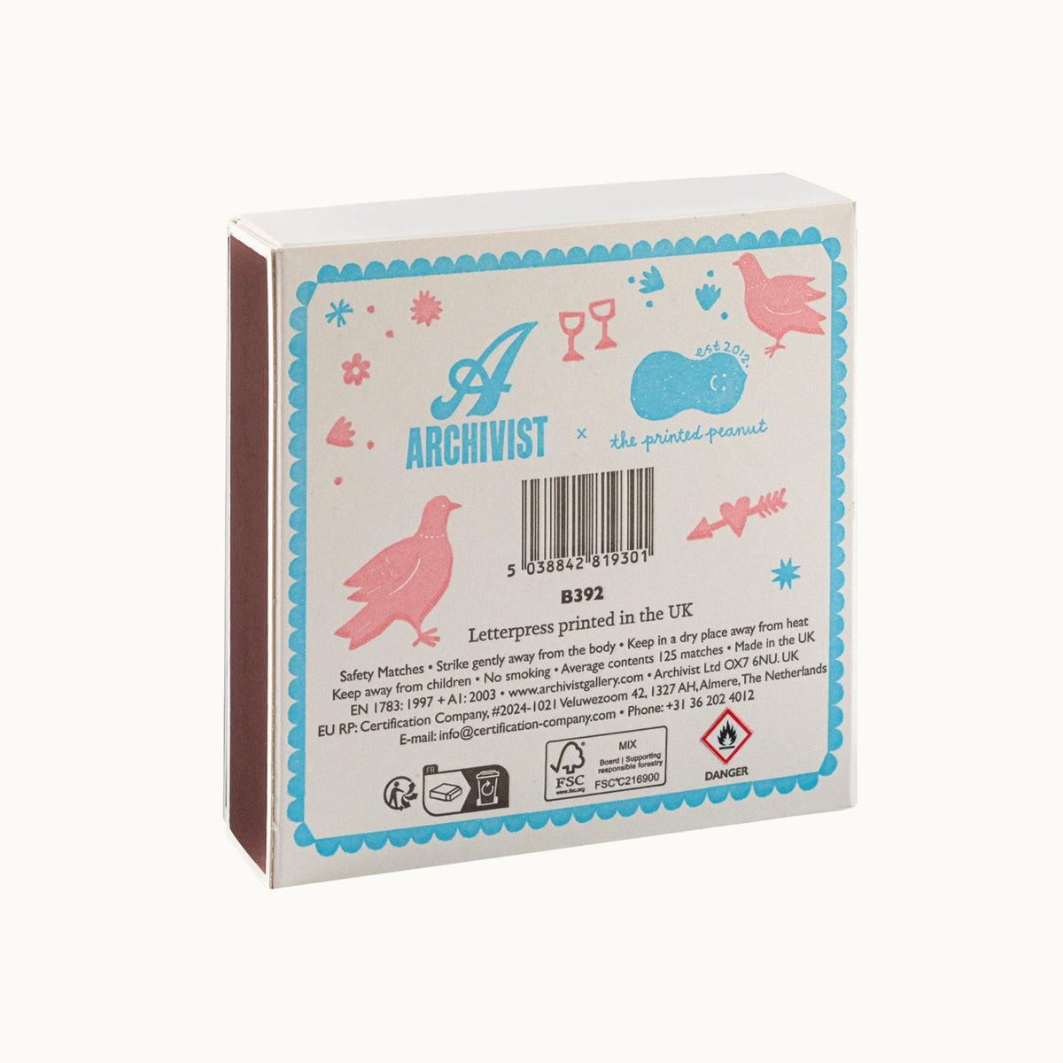 Lange Streichhölzer Dove | Square Matchbox von Archivist Gallery