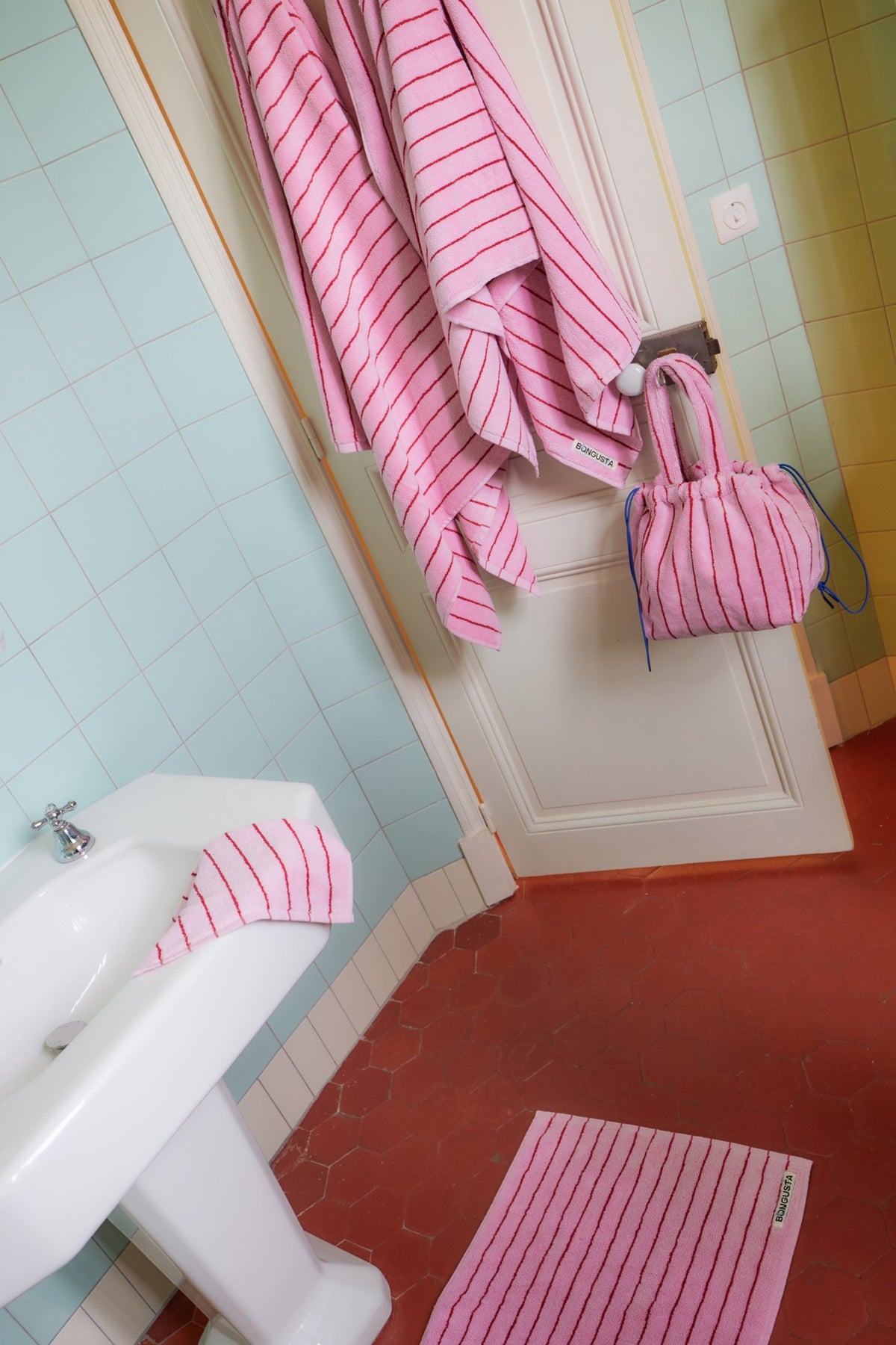 Naram Badematte | Baby Pink & Ski Patrol von Bongusta