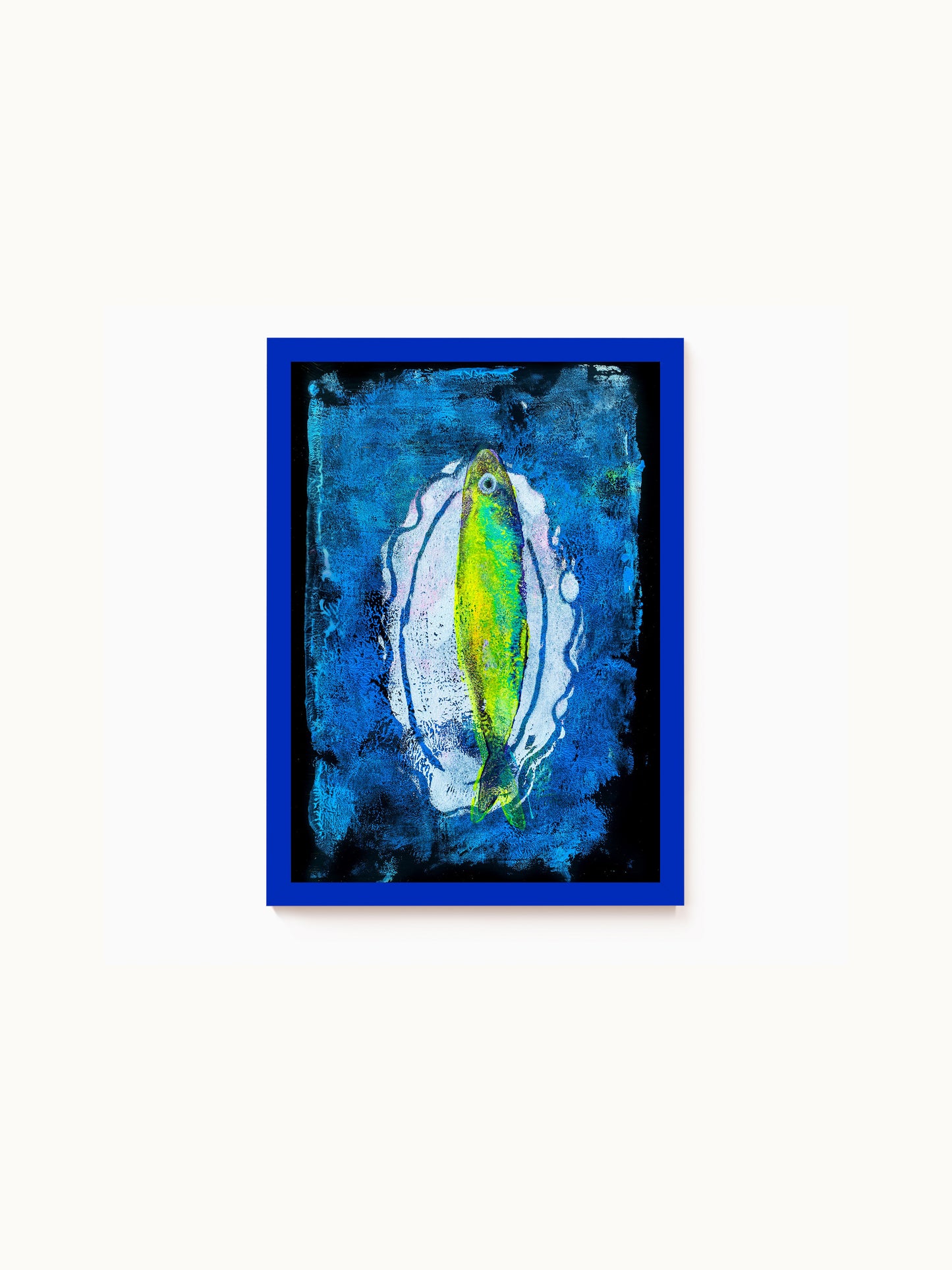 Kunstdruck „Fisch auf Servierplatte (Dunkelblau)“ | Design by Lisa Geyer