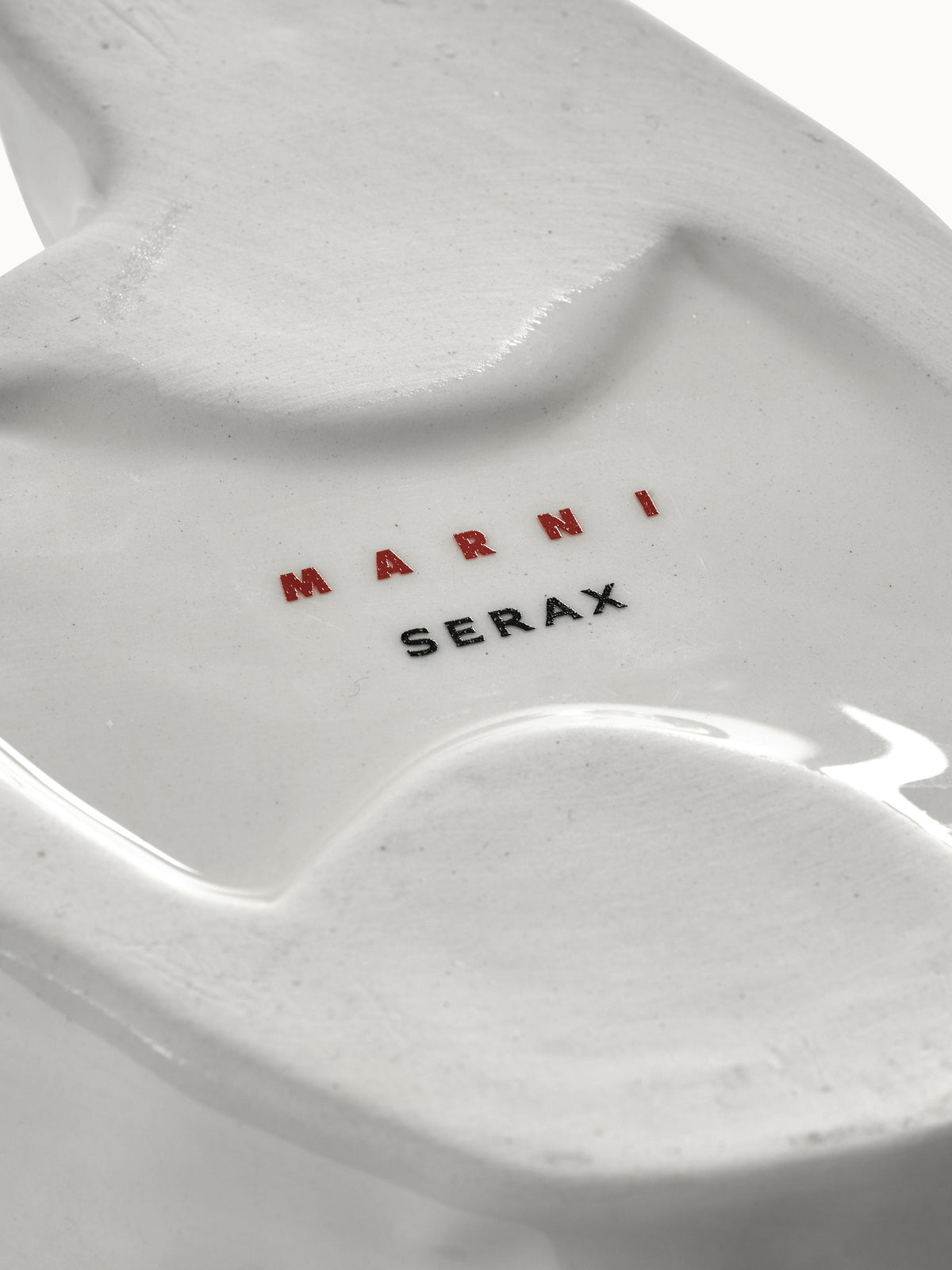 MARNI Vase Owl „After Midnight“ L in Weiß von SERAX