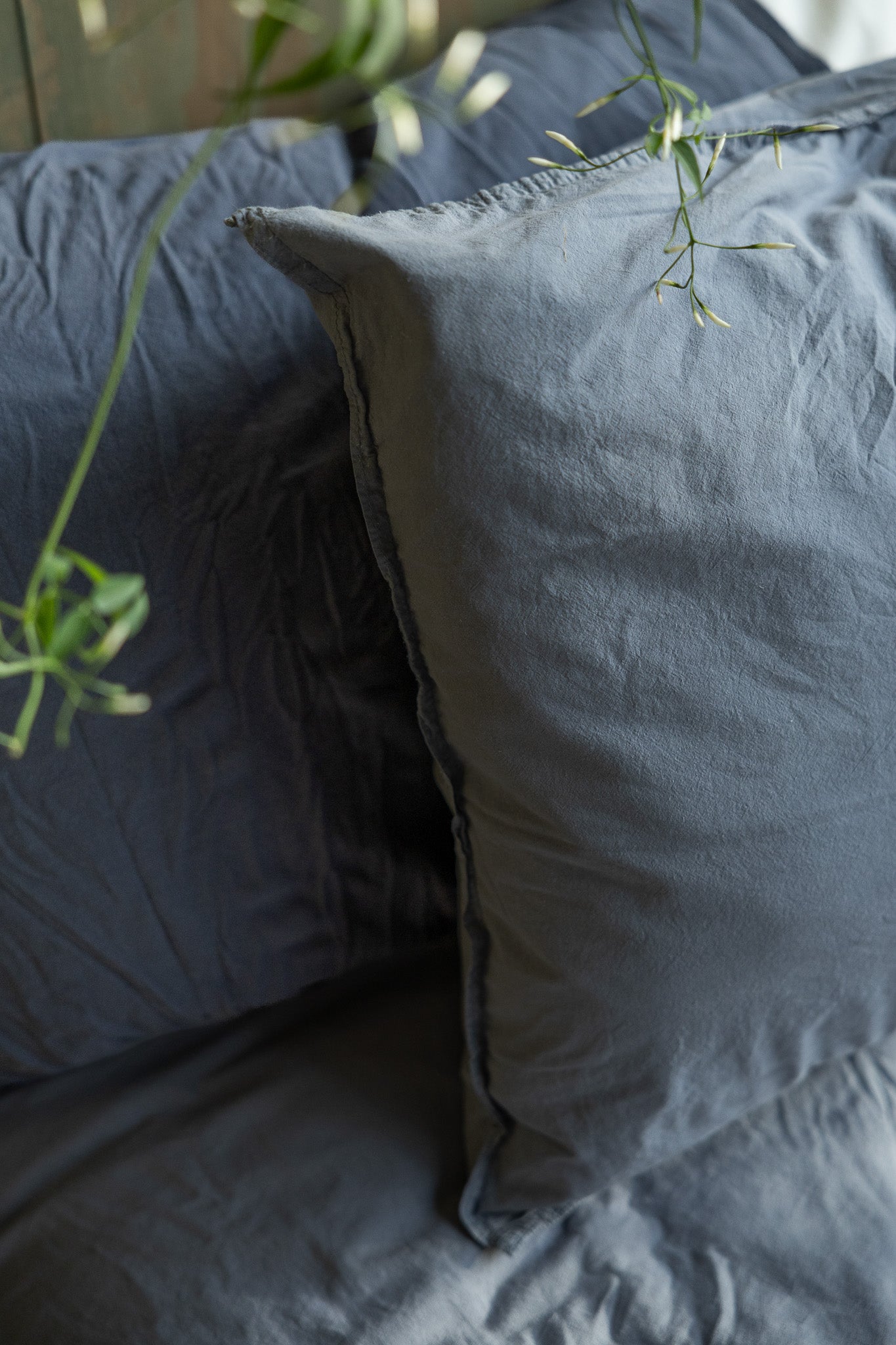 Kopfkissenbezug Crinkle 50x60 cm | Dusty Blue von Smaland