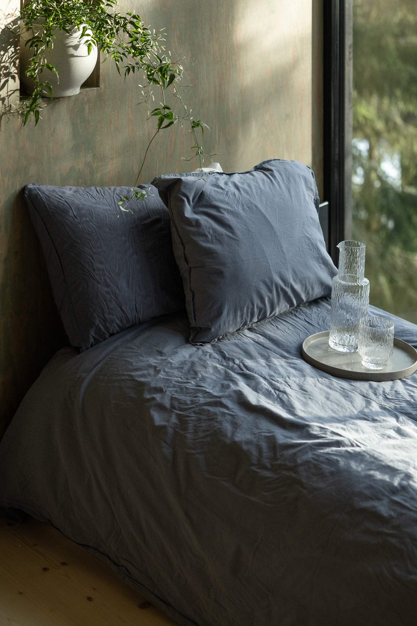 Bettwäsche-Set Crinkle (135x200 + 80x80 cm) | Dusty Blue von Smaland