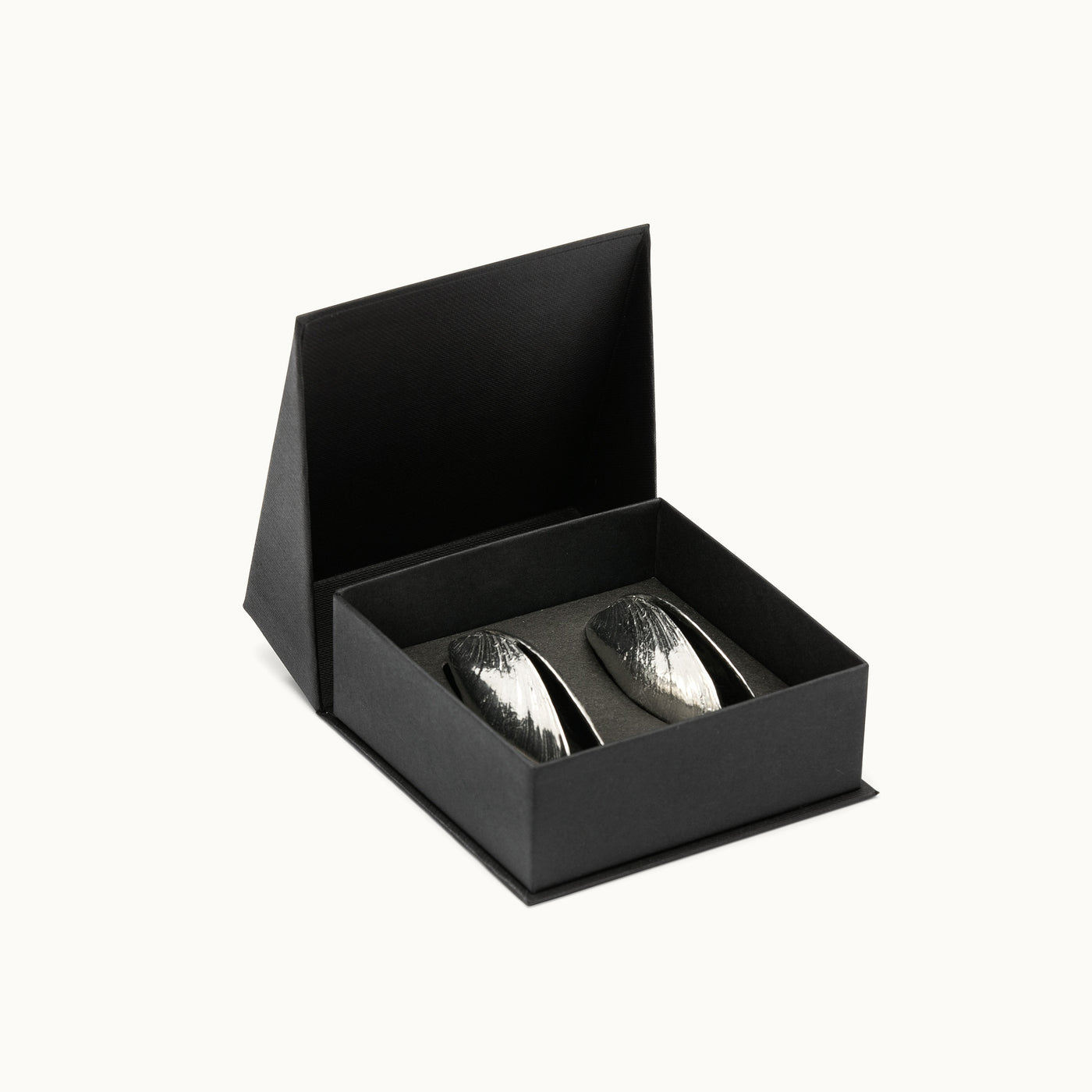 Muschelbesteck 2er-Set | Handgefertigtes Zinn von Anovi