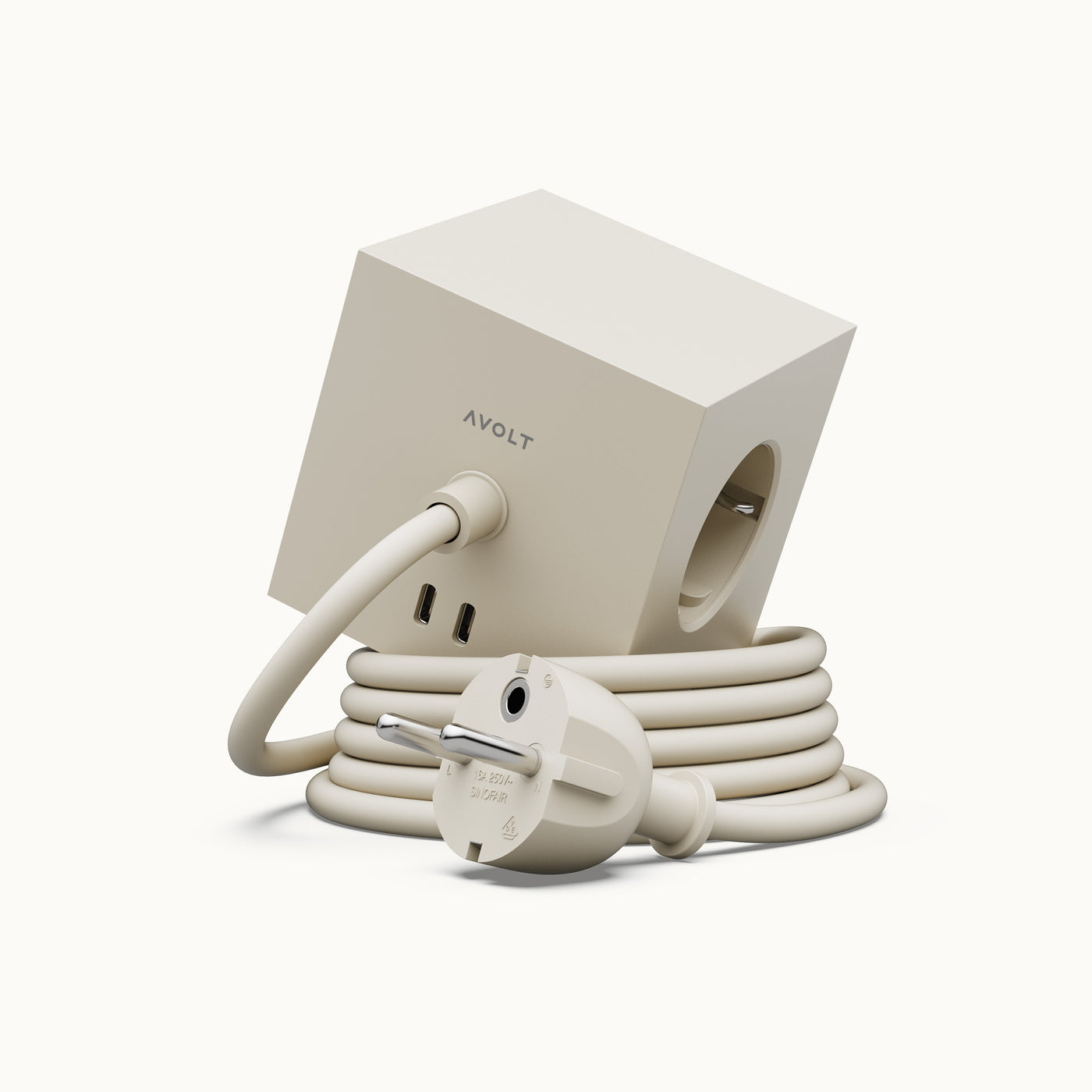 Square 1 | Design Mehrfachsteckdose mit Kabel & USB-C in Nomad Sand von AVOLT