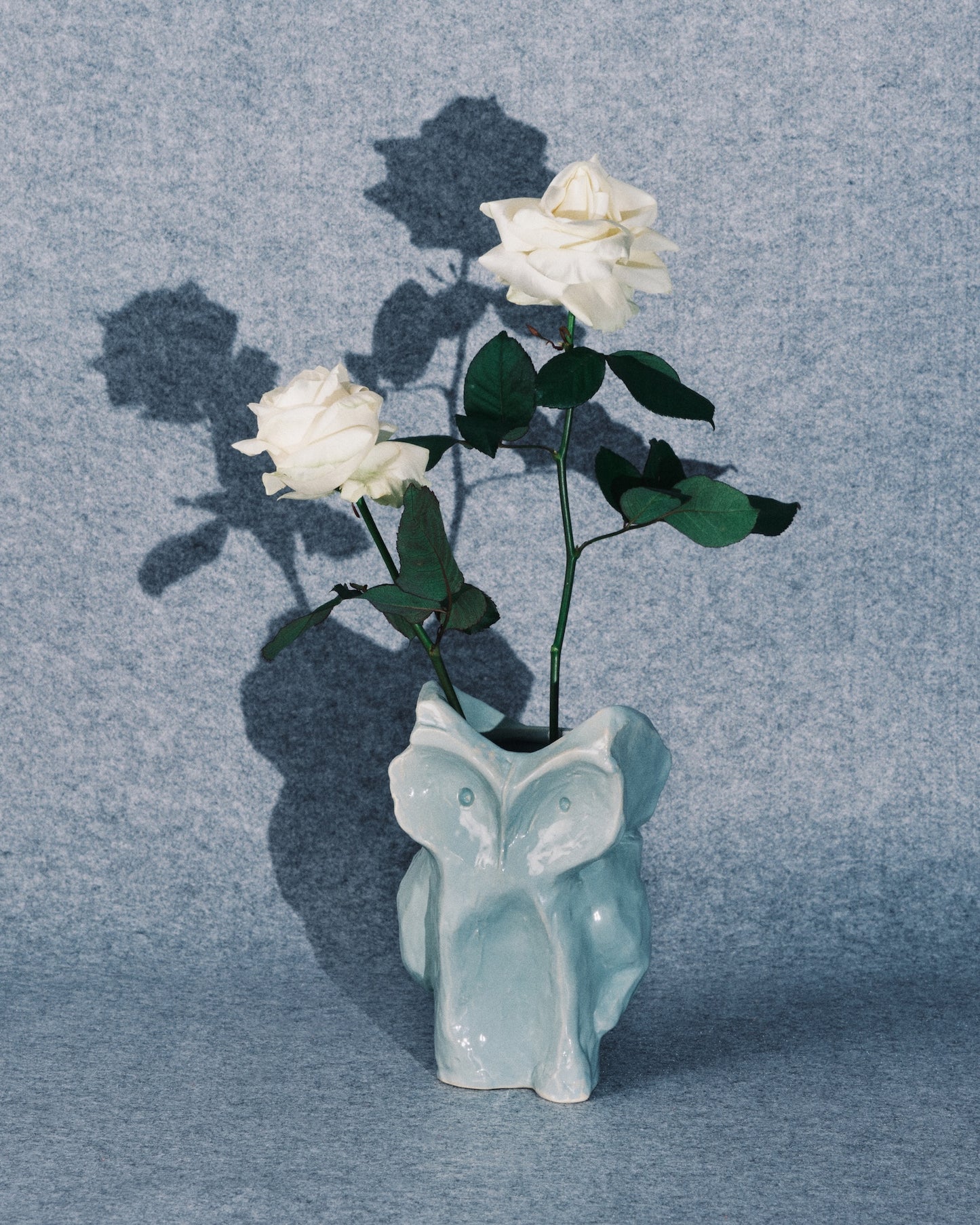 MARNI Vase Owl „After Midnight“ S in Hellblau von SERAX
