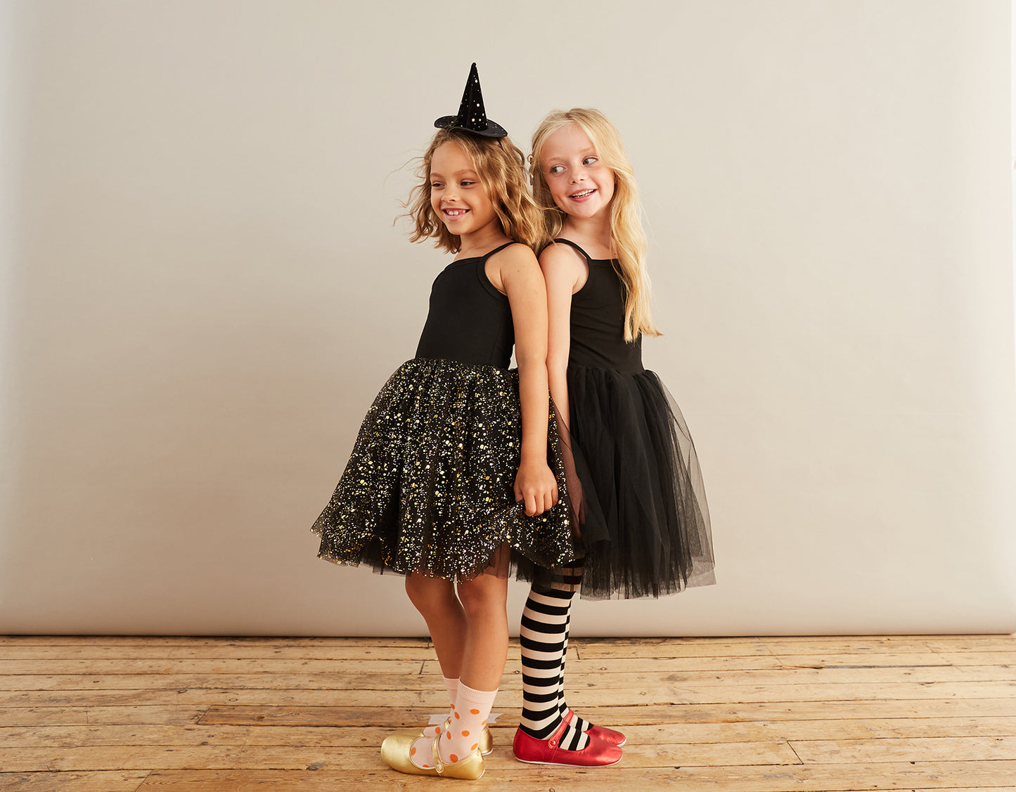 Kleid mit Tüll und Glitzer „Black“ 4-6 Jahre von Bob & Blossom