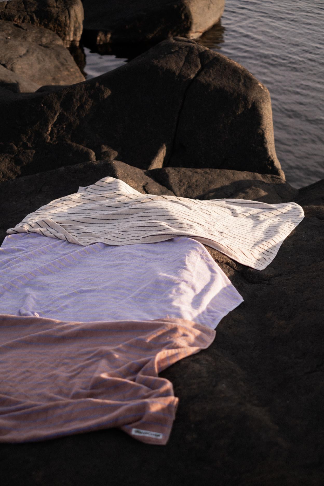 Naram Handtuch | Lilac & Neon Yellow von Bongusta