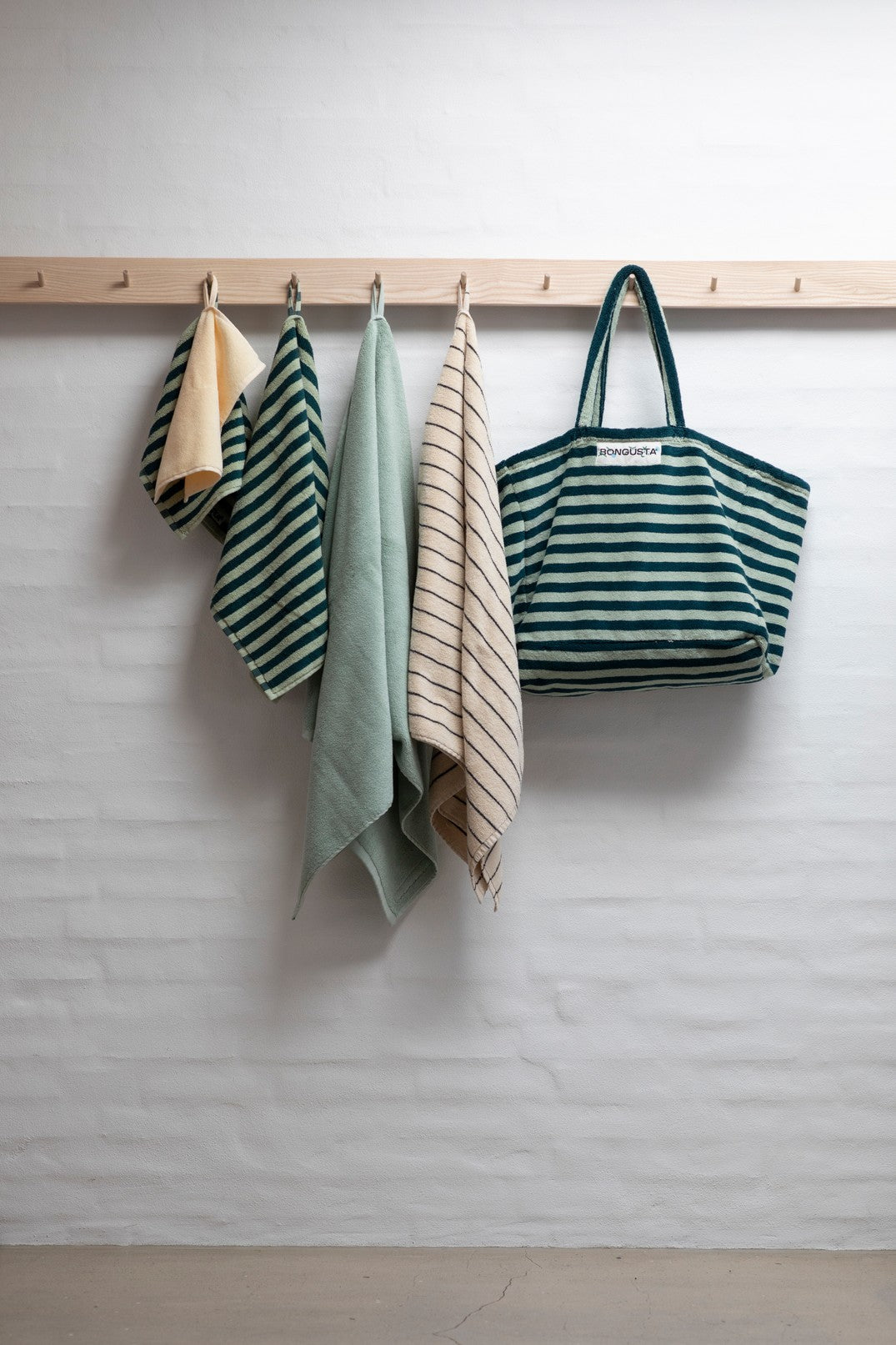 Naram Weekend Bag | Sea Foam & Deep Teal von Bongusta