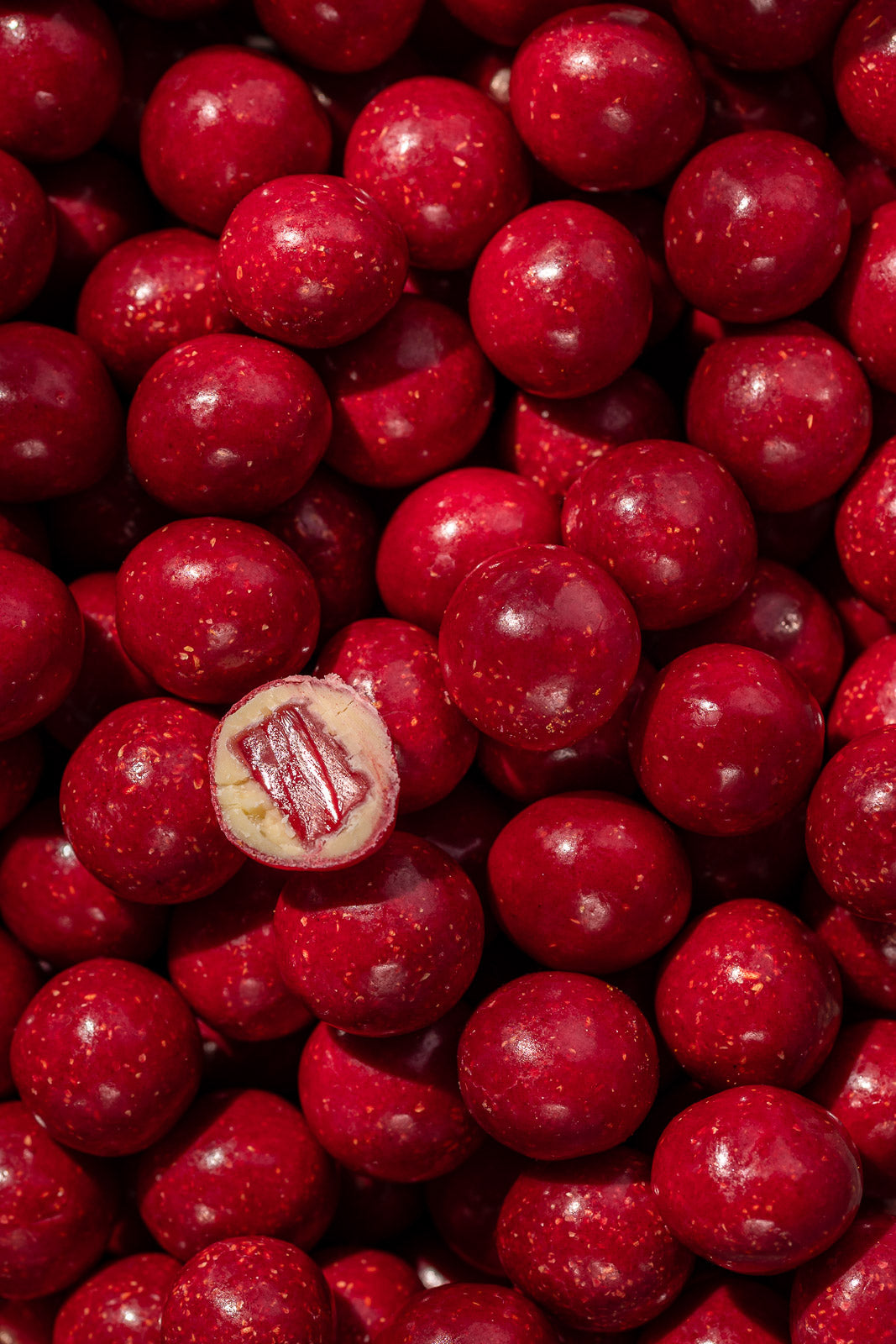 Gourmet-Weingummi Strawberry in Karamellschokolade 110g von The Box