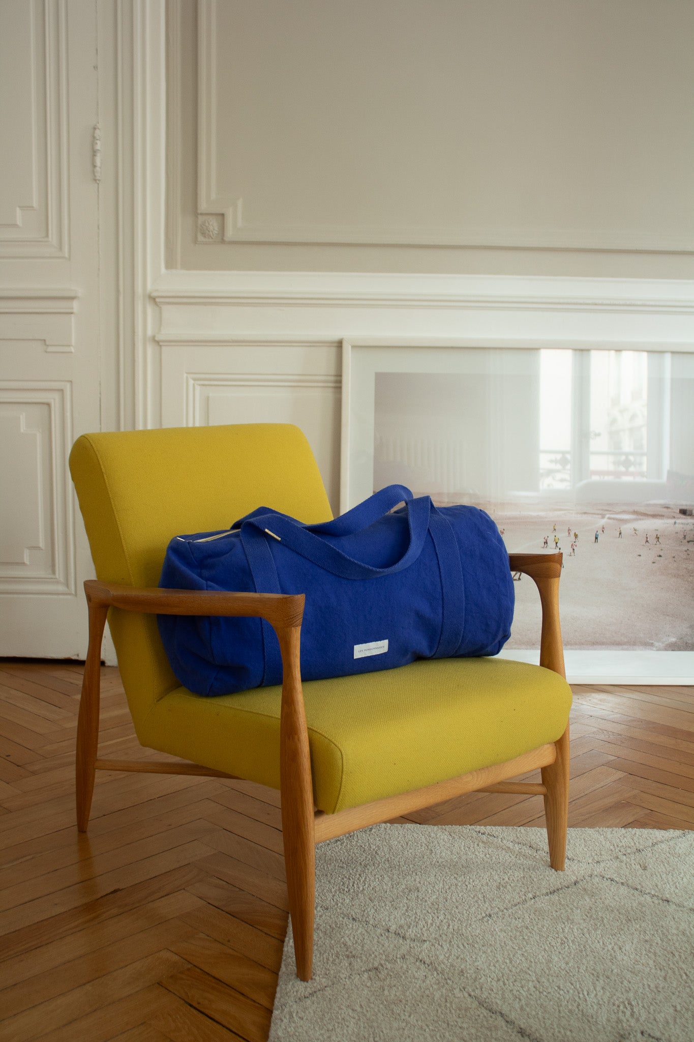 Weekender Bowling Bag | Bio-Baumwolle in Ultramarine Blue von Les Pensionnaires