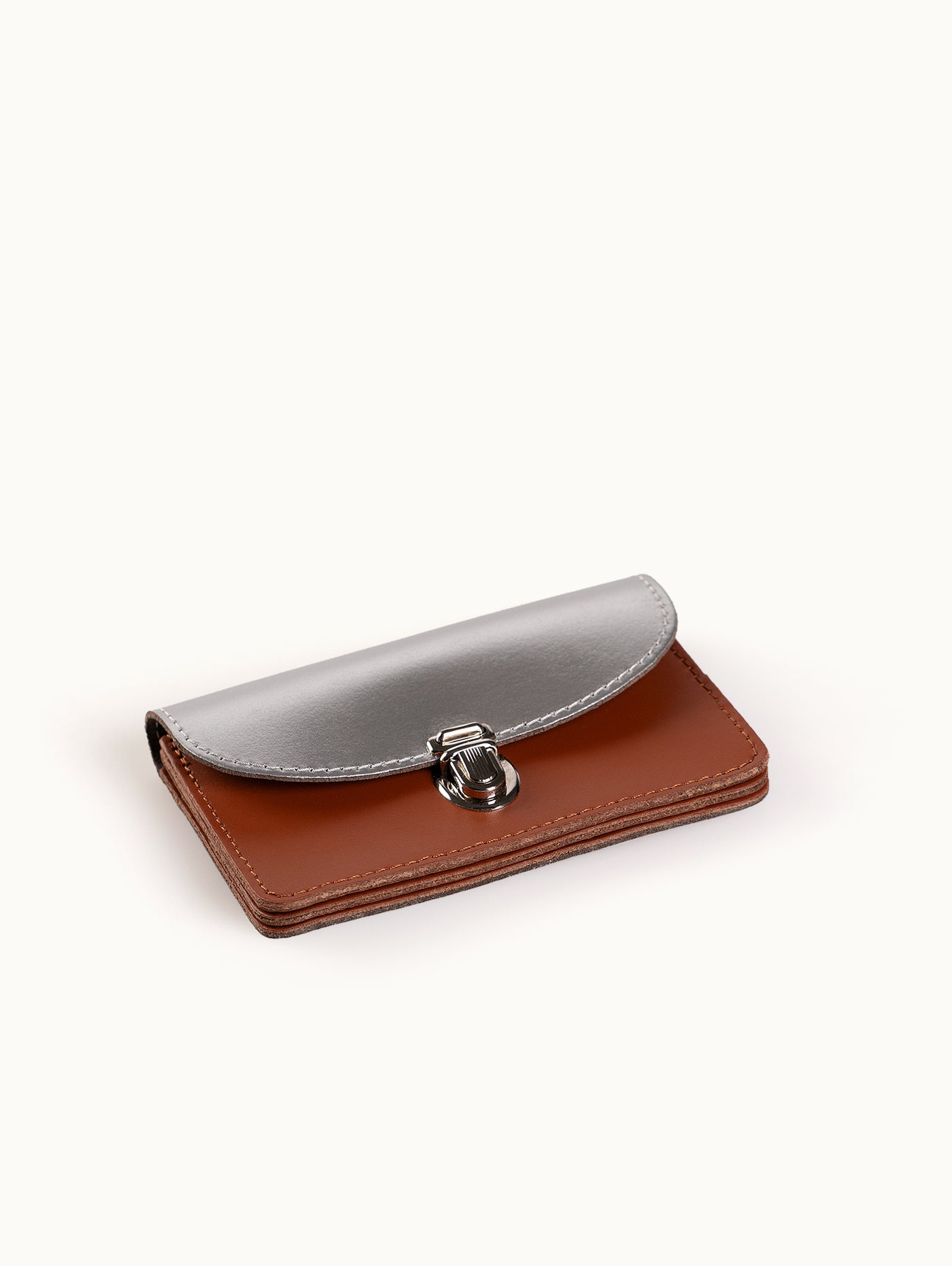 Geldbörse Borsa M | KONVOLUT Edition in Cognac-Silber von Papoutsi!