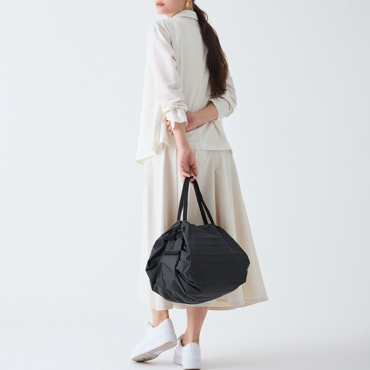 Shupatto | Faltbarer Einkaufsbeutel M | Jet Black