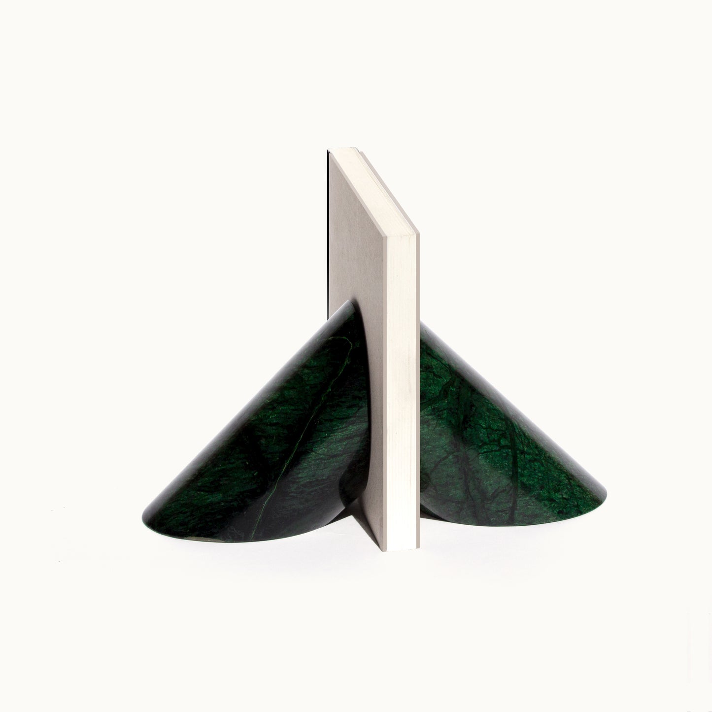 Buchstütze Solid | Marmor von Studio Hausen