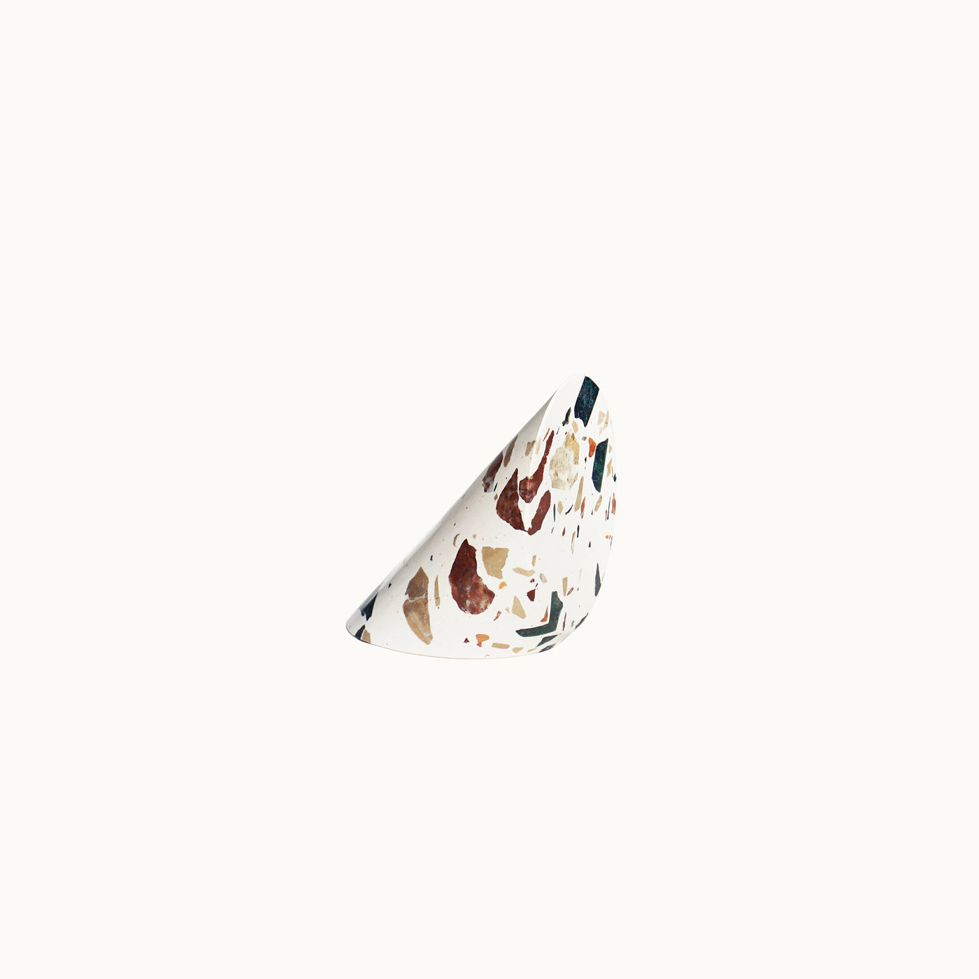 Buchstütze Solid | Terrazzo von Studio Hausen