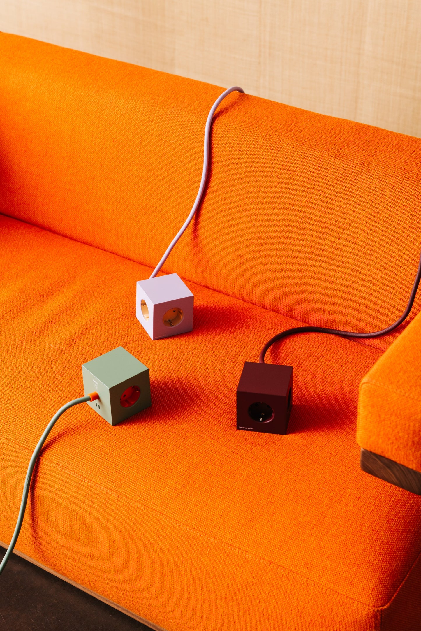 Square 1 | Design Mehrfachsteckdose mit Kabel & USB-C in Gecko Bloom von AVOLT