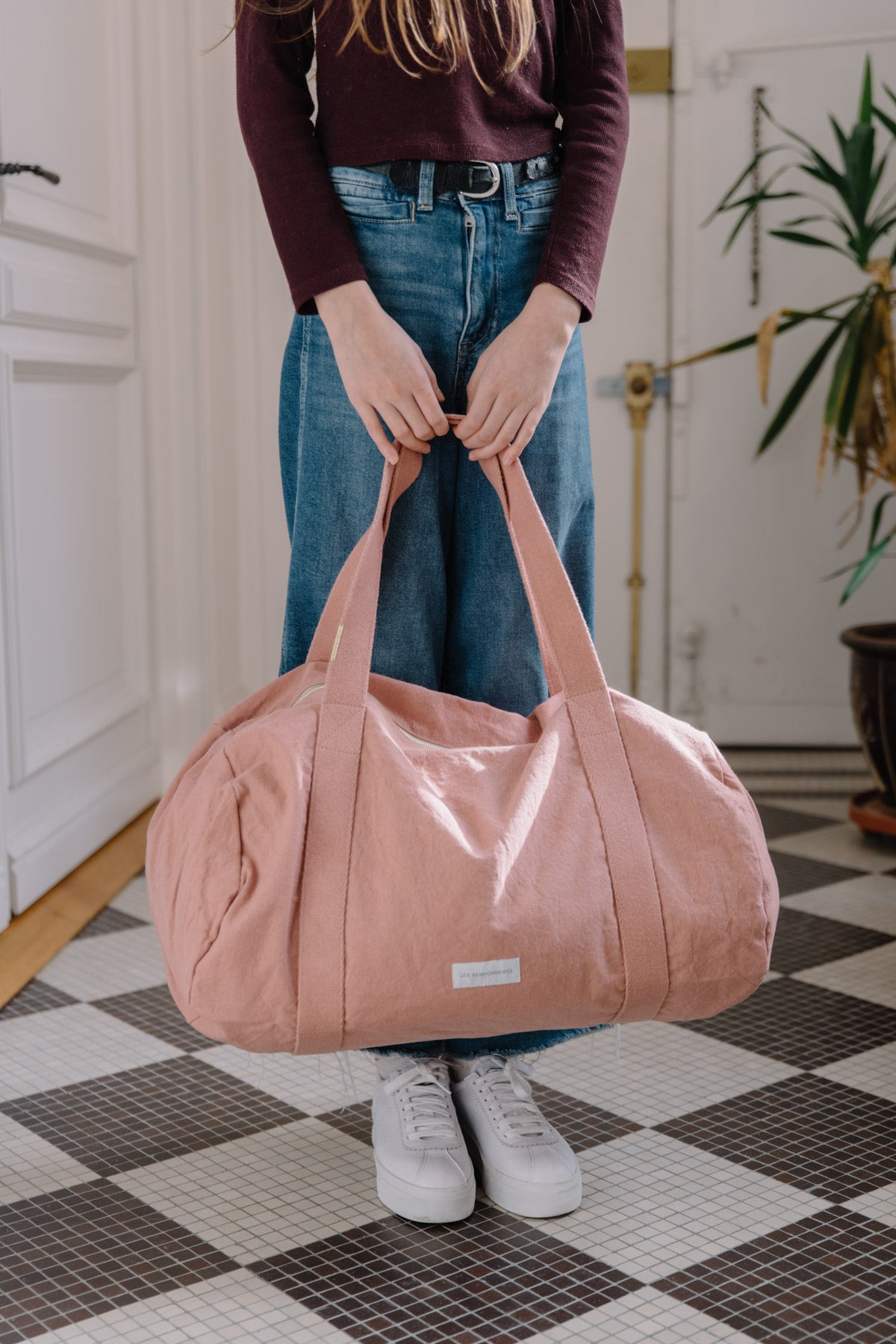 Weekender Bowling Bag | Bio-Baumwolle in Delicate Pink von Les Pensionnaires